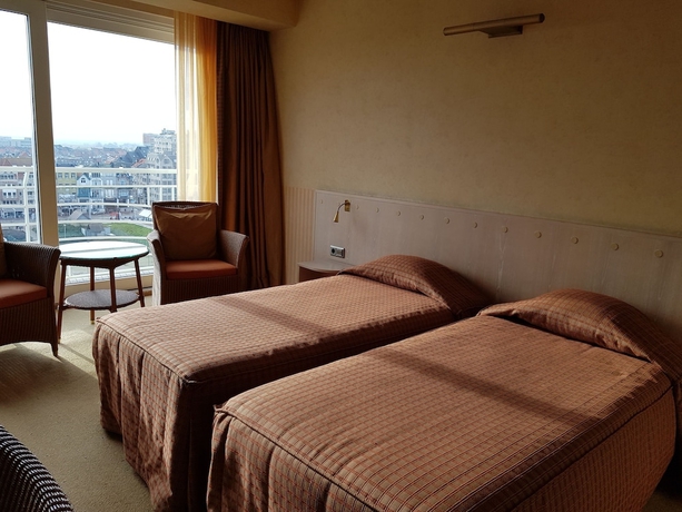 Imagen de la habitación del Hotel Beach Palace. Foto 10