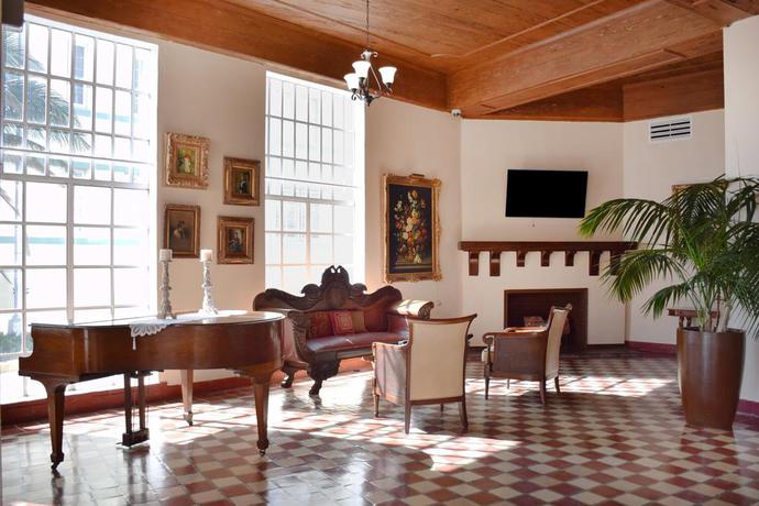 Imagen general del Hotel Beach Park. Foto 6