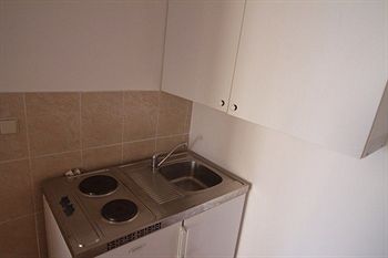 Imagen de la habitación del Hotel Beach Plaza, PODGORA. Foto 11