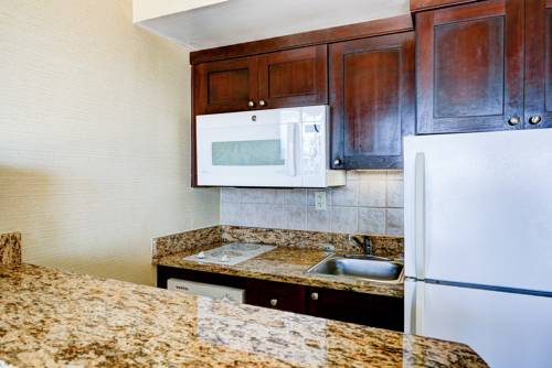 Imagen de la habitación del Hotel Beach Quarters Resort. Foto 13