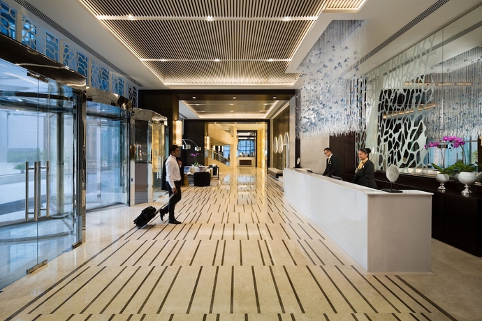 Imagen de los interiores del Hotel Beach Rotana Residences. Foto 18