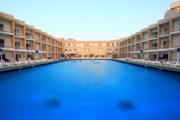 Imagen general del Hotel Beach Sharjah. Foto 9