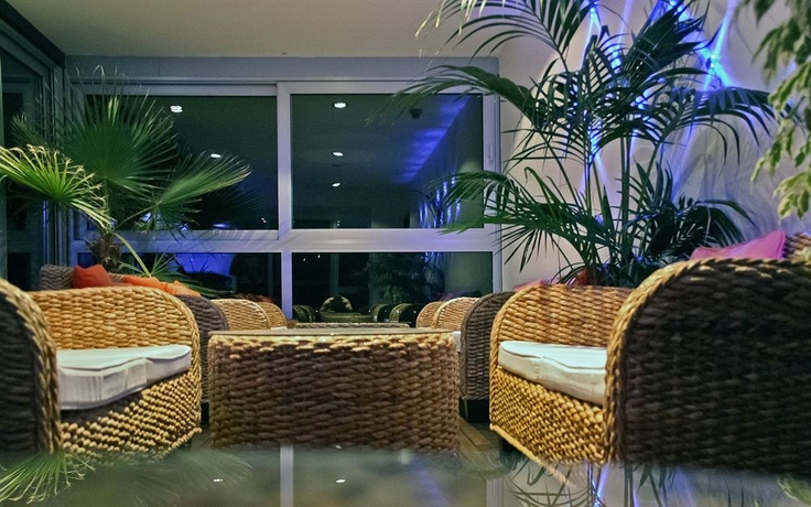 Imagen de los interiores del Hotel Beach Split. Foto 6