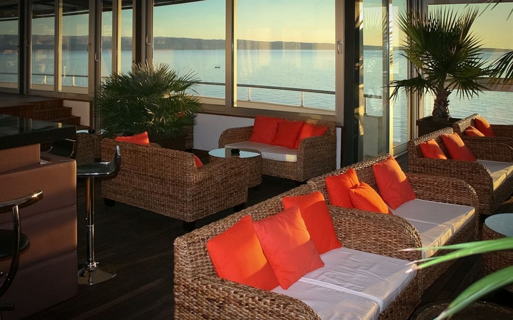 Imagen de los interiores del Hotel Beach Split. Foto 7