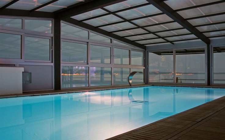 Imagen de la piscina del Hotel Beach Split. Foto 10