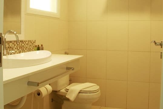 Imagen de la habitación del Hotel Beach Sunset. Foto 6