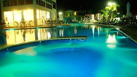 Imagen de la piscina del Hotel Beach Sunset. Foto 18