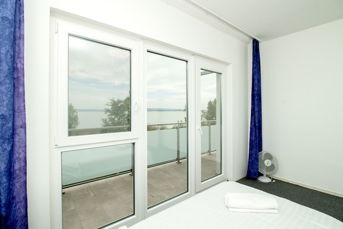 Imagen de la habitación del Hotel Beach Szálló Révfülöp. Foto 8