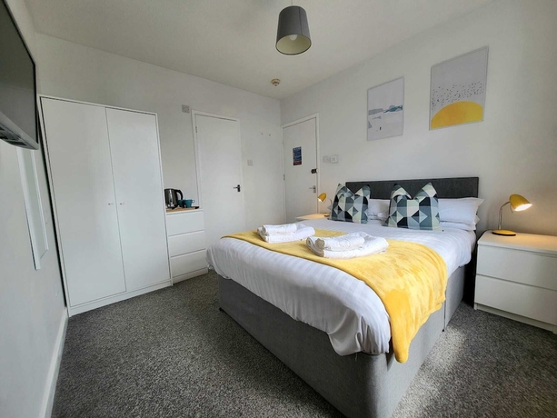 Imagen de la habitación del Hotel Beach Torbay. Foto 15