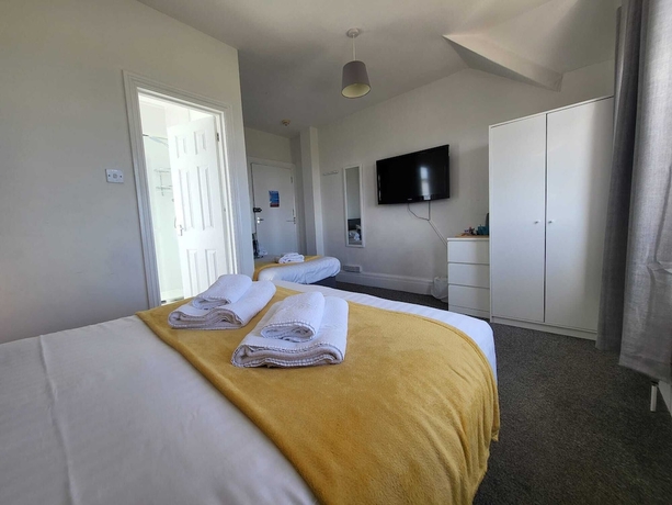 Imagen de la habitación del Hotel Beach Torbay. Foto 17