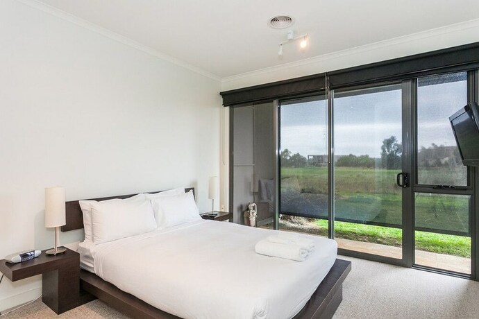 Imagen de la habitación del Hotel Beach and Golf Stays Torquay. Foto 26