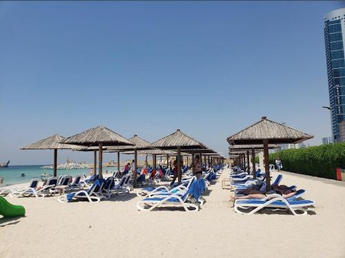 Imagen general del Hotel Beach residences. Foto 2