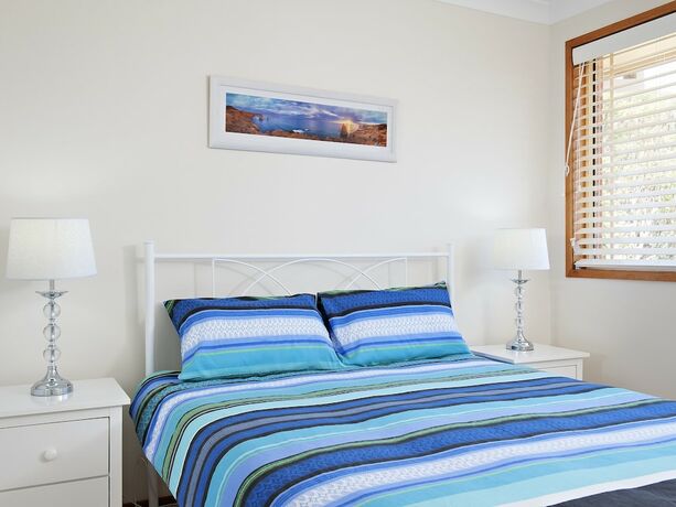 Imagen general del Hotel Beachcomber At Fingal Bay. Foto 7