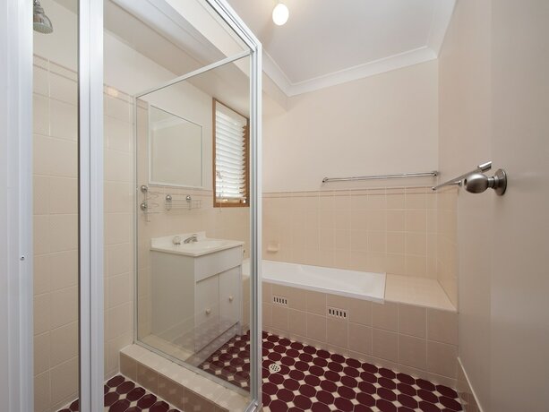 Imagen general del Hotel Beachcomber At Fingal Bay. Foto 11