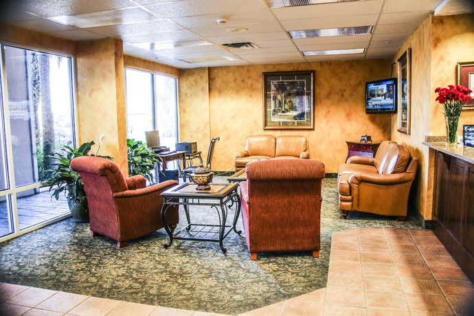 Imagen de los interiores del Hotel Beachcomber Beachfront , A By The Sea Resort. Foto 13