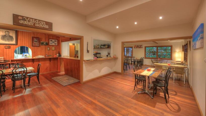 Imagen del bar/restaurante del Hotel Beachcomber Lodge. Foto 13