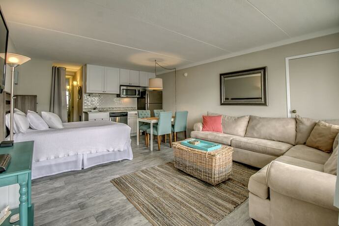 Imagen de la habitación del Hotel Beachcomber Resort, Avalon. Foto 16