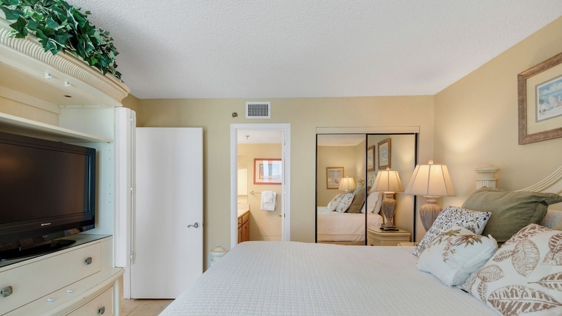Imagen de la habitación del Hotel Beachcrest. Foto 5