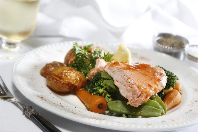 Imagen del bar/restaurante del Hotel Beachcroft , Bw Signature Collection. Foto 6