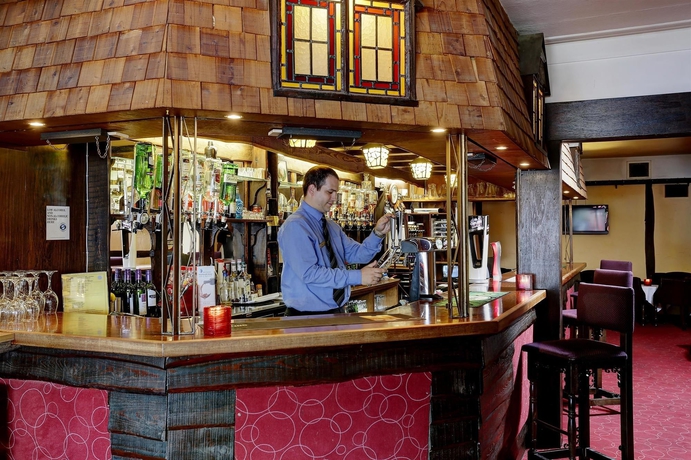 Imagen del bar/restaurante del Hotel Beachcroft , Bw Signature Collection. Foto 11