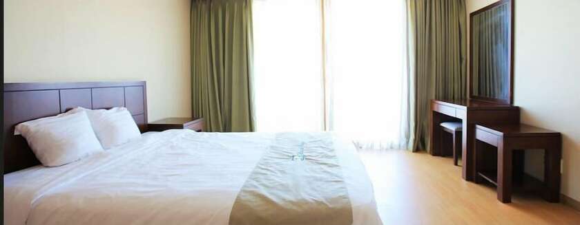 Imagen de la habitación del Hotel Beache Palace. Foto 32