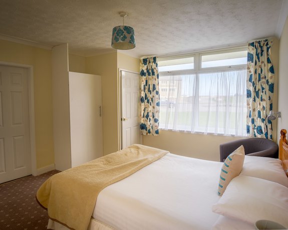 Imagen de la habitación del Hotel Beaches Chalets. Foto 1
