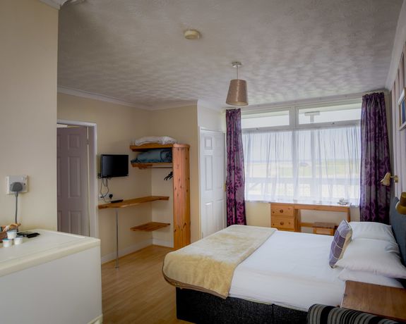 Imagen de la habitación del Hotel Beaches Chalets. Foto 4