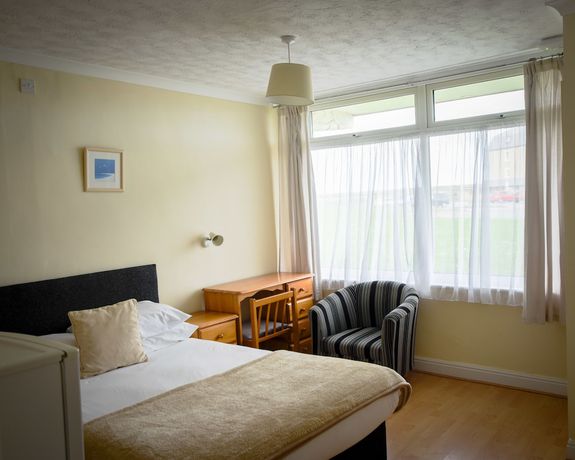 Imagen de la habitación del Hotel Beaches Chalets. Foto 6