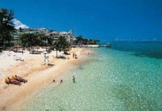 Imagen de los exteriores del Hotel Beaches Ocho Rios Resort & Golf Club. Foto 4