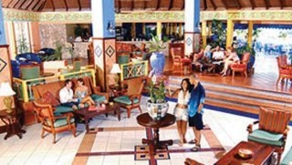 Imagen de los interiores del Hotel Beaches Sandy Bay. Foto 4