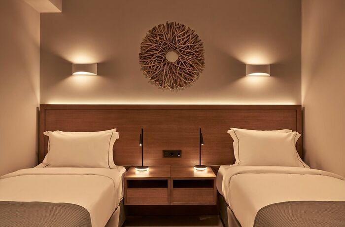 Imagen general del Hotel Beachfront Alassa Villas w Private Pools Complex. Foto 11