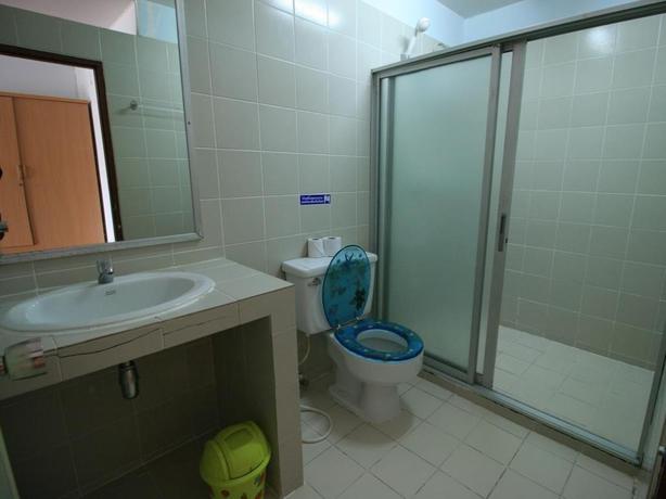 Imagen de la habitación del Hotel Beachfront Hotel Cha Am. Foto 4