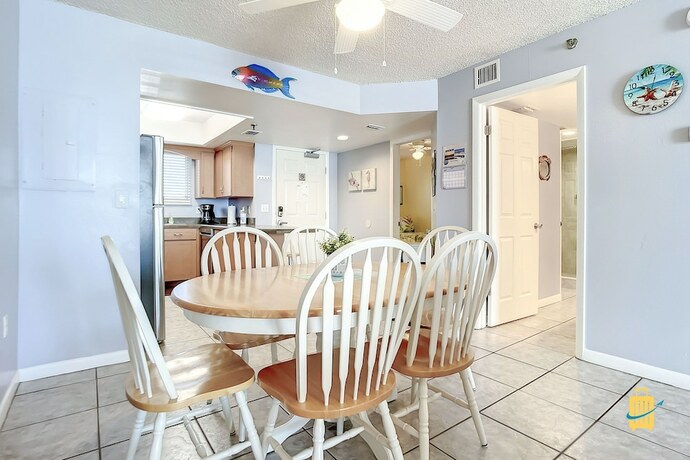 Imagen general del Hotel Beachfront Oceania Beach Club Complex. Foto 4