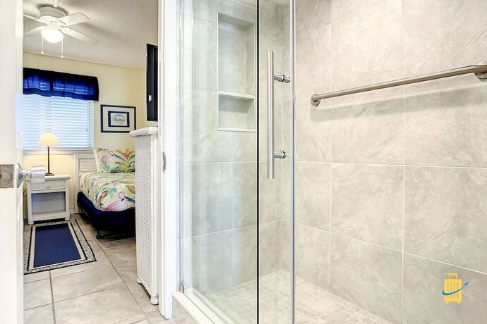 Imagen general del Hotel Beachfront Oceania Beach Club Complex. Foto 7