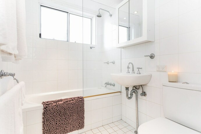 Imagen de la habitación del Hotel Beachfront On Golden Mile. Foto 17