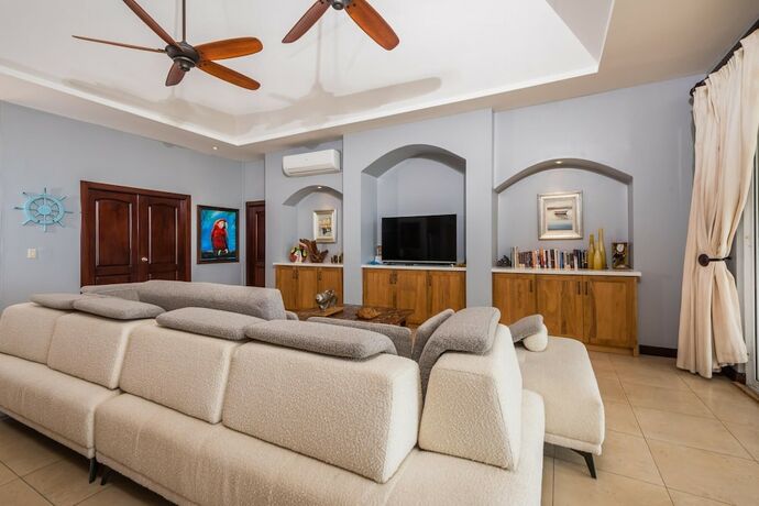 Imagen general del Hotel Beachfront Potrero Nice 7-br Villa Chef Included - Casa Royal. Foto 5