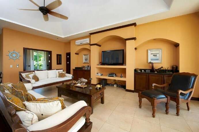 Imagen general del Hotel Beachfront Potrero Nice 7-br Villa Chef Included - Casa Royal. Foto 6