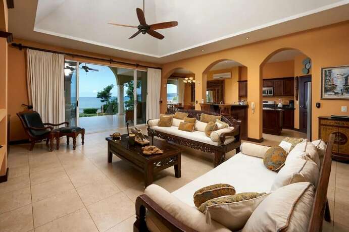 Imagen general del Hotel Beachfront Potrero Nice 7-br Villa Chef Included - Casa Royal. Foto 9