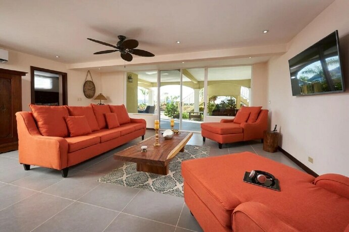 Imagen general del Hotel Beachfront Potrero Nice 7-br Villa Chef Included - Casa Royal. Foto 10