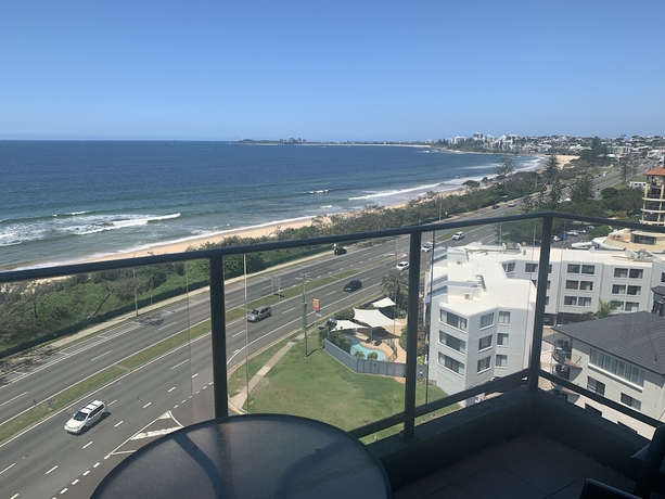 Imagen de la habitación del Hotel Beachfront Towers. Foto 2