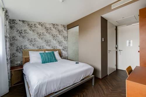 Imagen de la habitación del Hotel Beachhouse. Foto 10