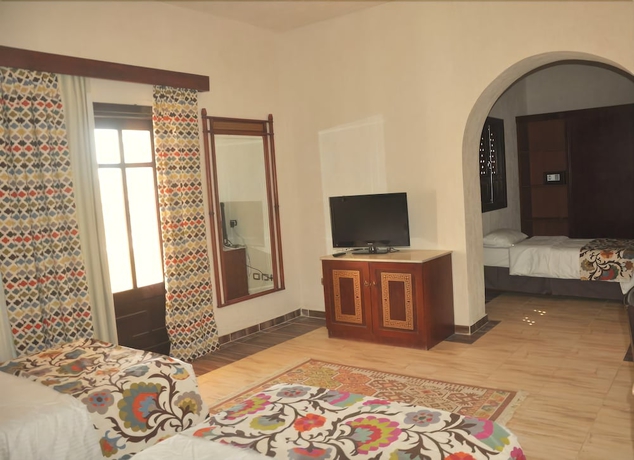 Imagen de la habitación del Hotel Beachsafari Resort. Foto 4