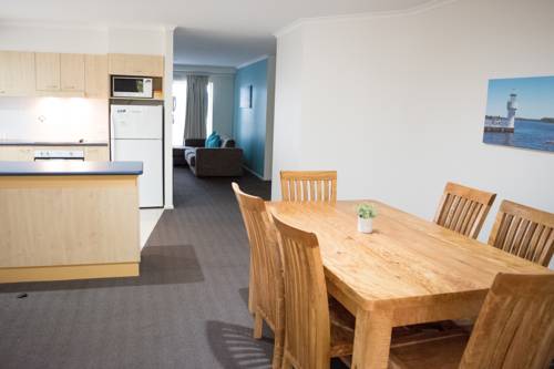 Imagen de la habitación del Hotel Beachside Holiday Apartments. Foto 1