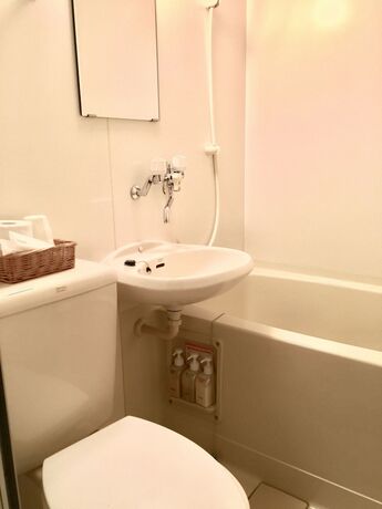 Imagen de la habitación del Hotel Beachside Inn Shirahama. Foto 13