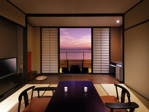 Imagen general del Hotel Beachside Onsen Resort Umi. Foto 4
