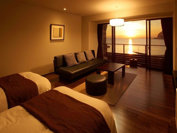 Imagen de la habitación del Hotel Beachside Onsen Resort Umi. Foto 19