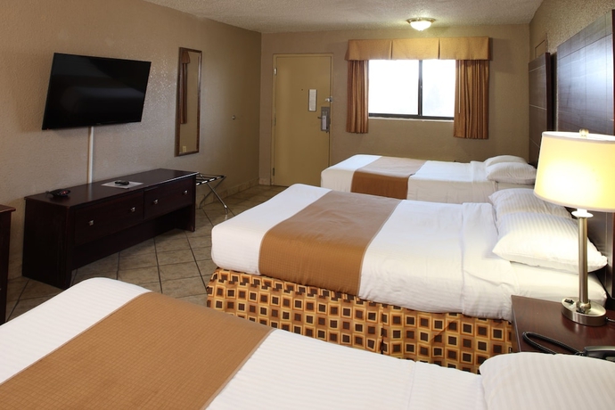 Imagen de la habitación del Hotel Beachside Resort. Foto 3