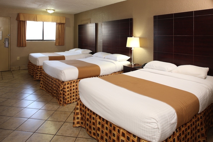 Imagen de la habitación del Hotel Beachside Resort. Foto 15