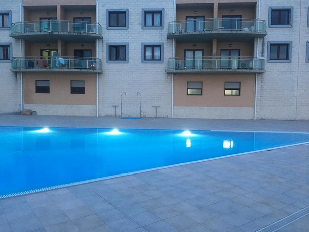 Imagen de la piscina del Hotel Beachtour Ericeira. Foto 14