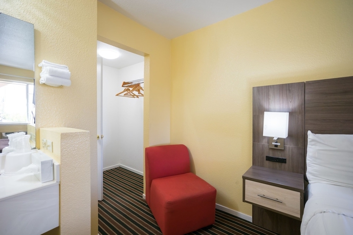 Imagen de la habitación del Hotel Beachview Inn. Foto 18